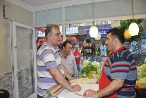 BAŞKAN ERGÜNEŞ YENİDOĞAN MAHALLESİ ESNAFIYLA BİRLİKTE