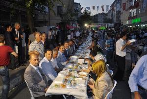 30.06.2014 KAZIM KARABEKİR MAHALLESİ SOKAK İFTARI