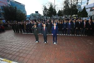 ÇANAKKALE ŞEHİTLERİMİZİ RAHMET VE MİNNETLE ANIYORUZ