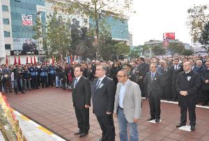 ULU ÖNDER ATATÜRK’Ü SAYGIYLA ANDIK